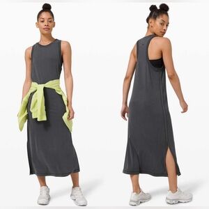 Lululemon Athletica Ease Of It All Dress in Graphite Grey Size 4